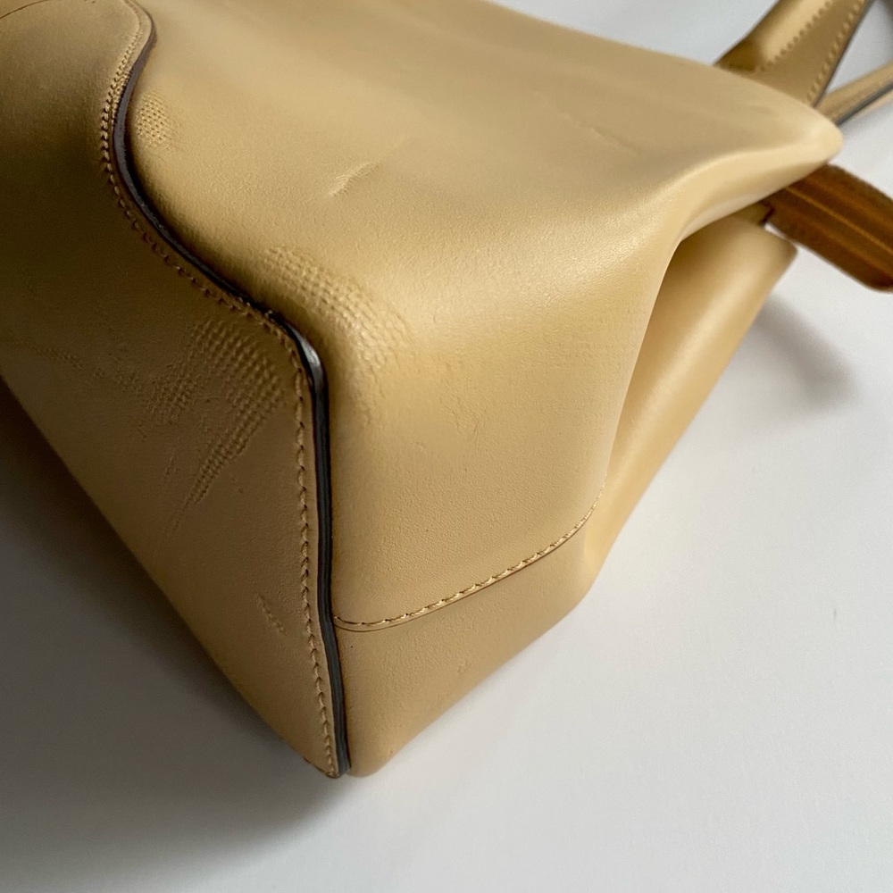 Tentazione Due leather shoulder bag
Made in Italy - Picture 6 of 15